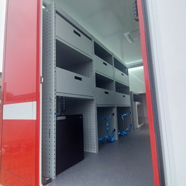 Il nuovo AUTOFURGONE per il NUCLEO NBCR dei VVF